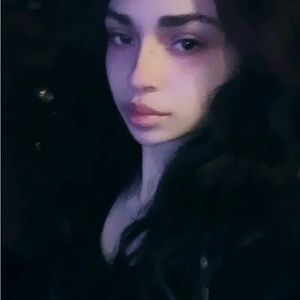 Meet your Posher, Nena